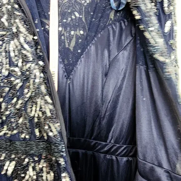 NWT Mac Duggal Illusion Beaded Embellished Long Sleeve Gown 8 Midnight Formal